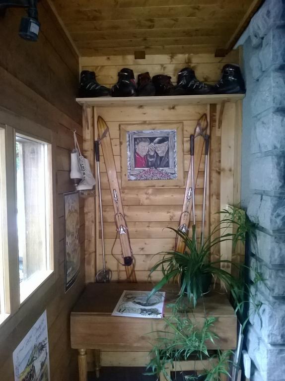 Chambre D'Hote L'Etringaシャテル エクステリア 写真