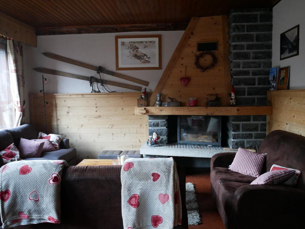 Chambre D'Hote L'Etringaシャテル エクステリア 写真
